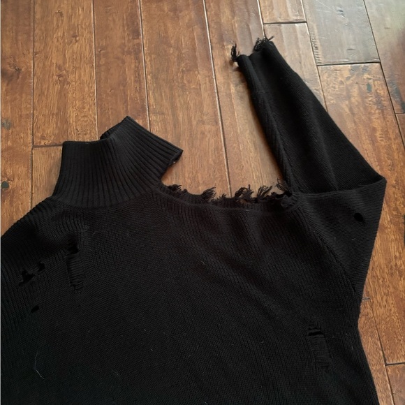 Lovers & Friends ARLINGTON SWEATER! Sold out! - Picture 10 of 12